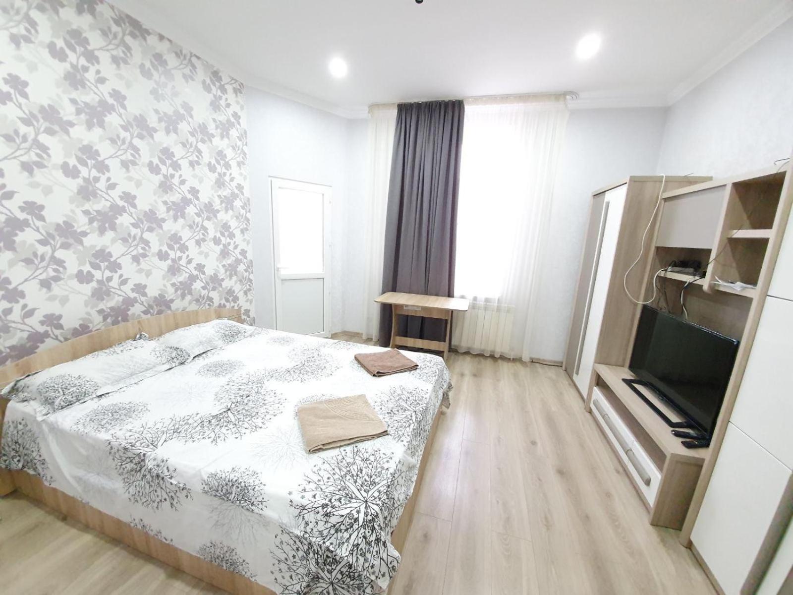 Ultra Central Apartment At Stefan Cel Mare 基希讷乌 外观 照片